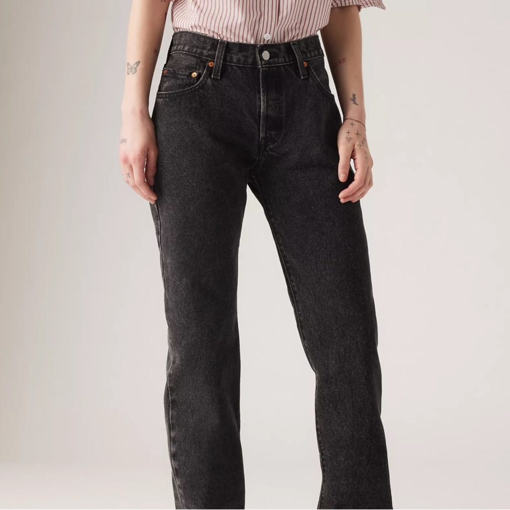 Levi's Women's Straight Leg Jeans — Black Wash
